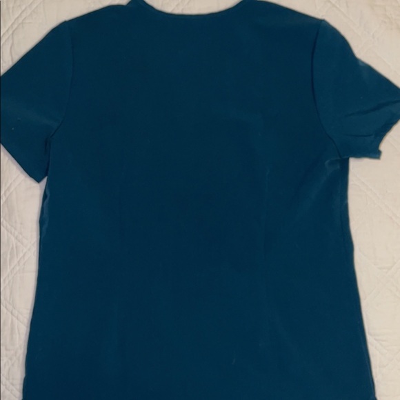 Figs - Casma three-pocket scrub top - Caribbean blue - Like new - Picture 2 of 2